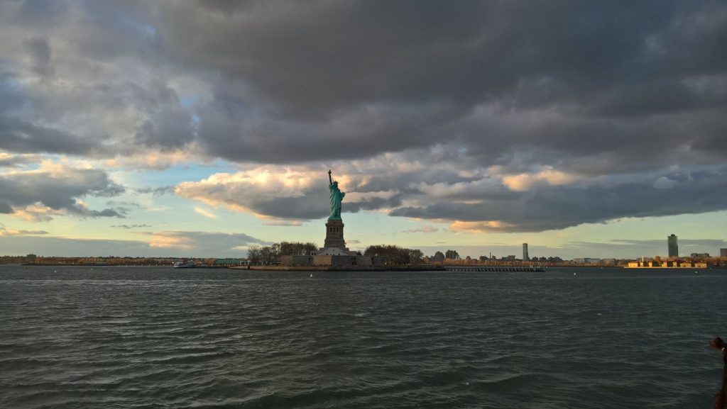 Blick von der Staten Island Ferry auf die Freiheitsstatue